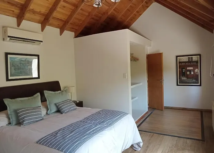 Casa De Huespedes Villa Pehuenia